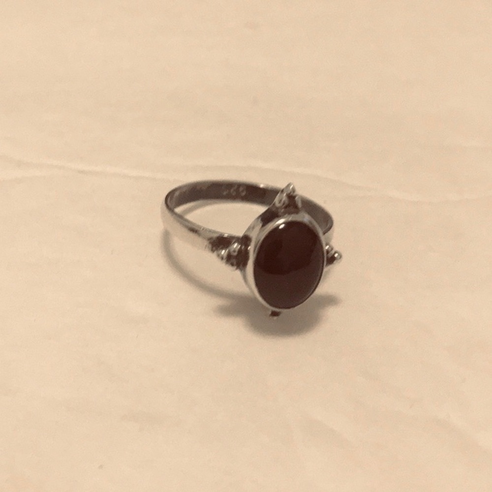 Garnet Stone Ring - Picture 2 of 3